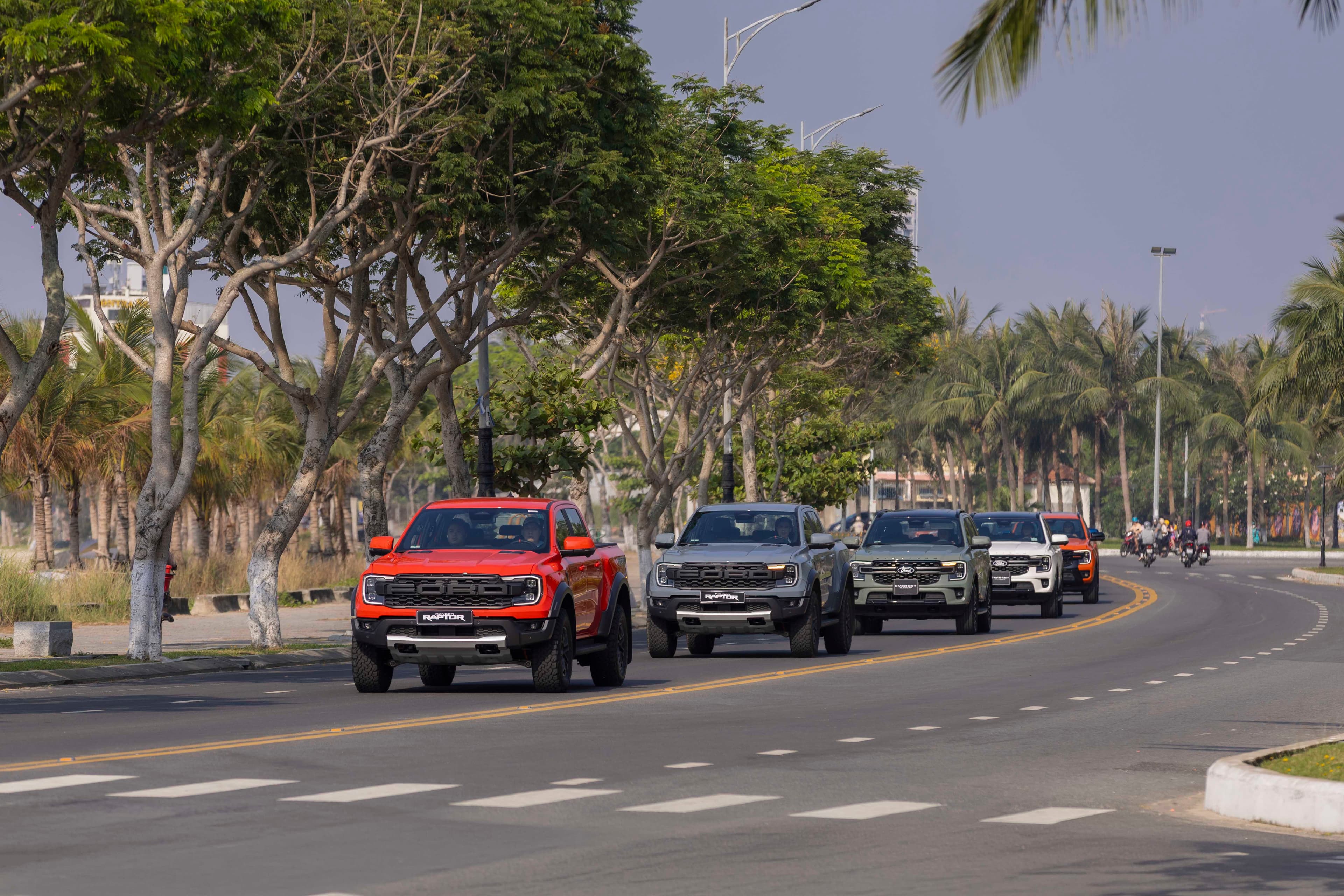 Bảng Giá Xe Ford Tháng 6/2026 – Cập Nhật Mới Nhất Tất Cả Phiên Bản Everest, Ranger, Raptor